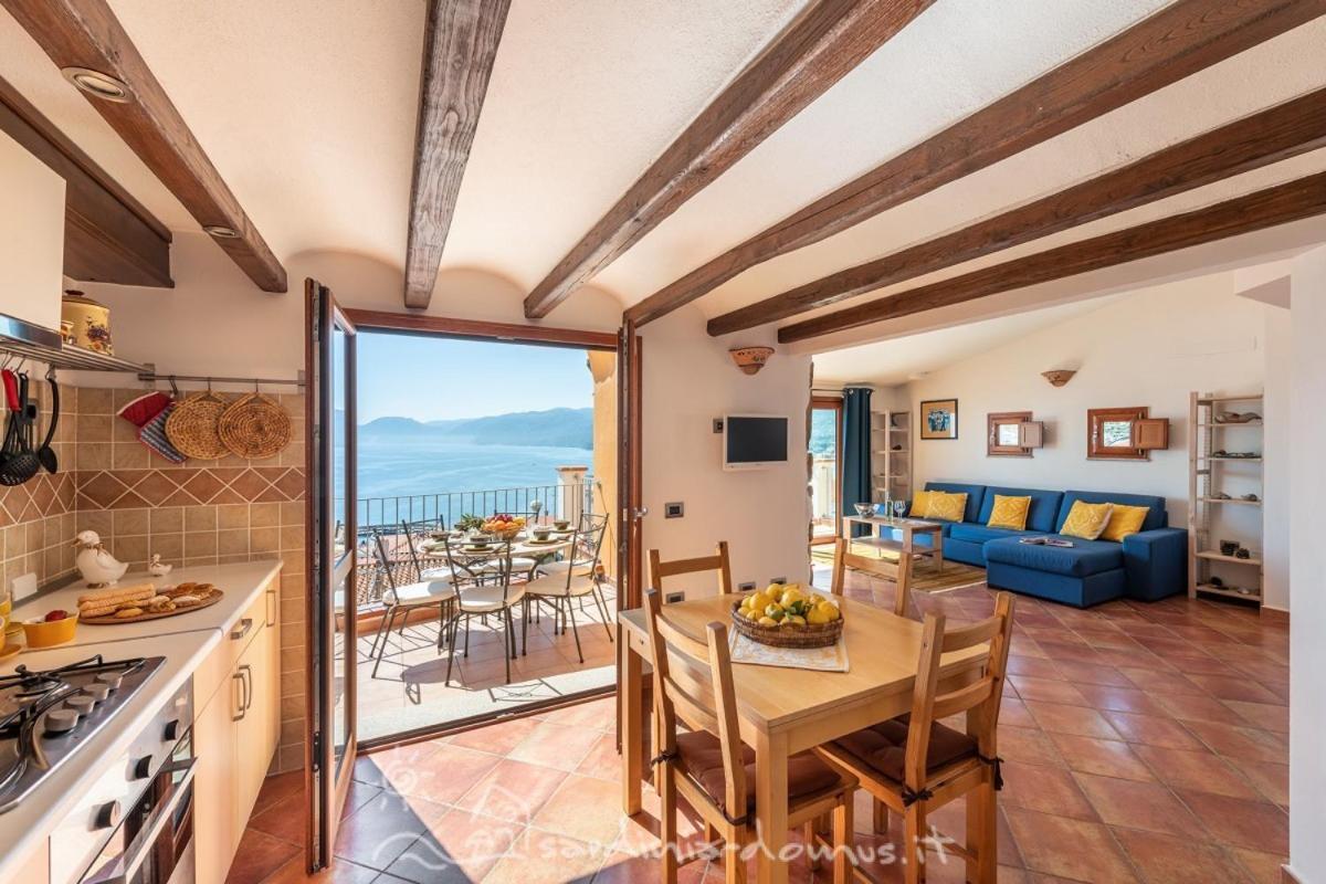 Casa Con Vista Mare Villa Cala Gonone Eksteriør billede